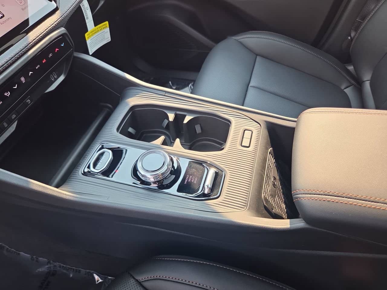 2026 Jeep Cherokee - Image 35