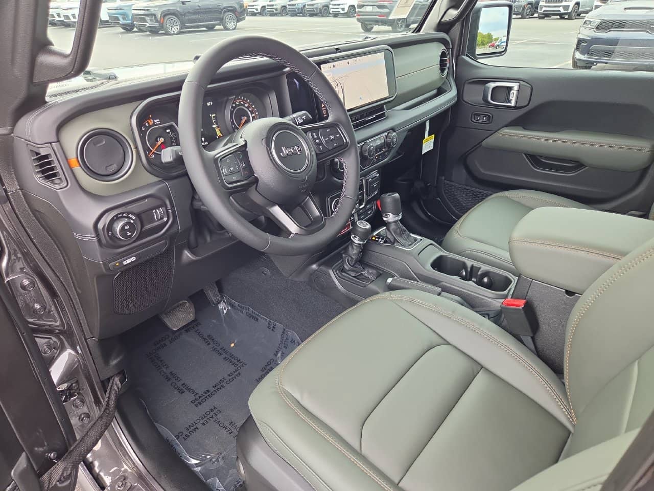 2027 Jeep Gladiator - Image 2