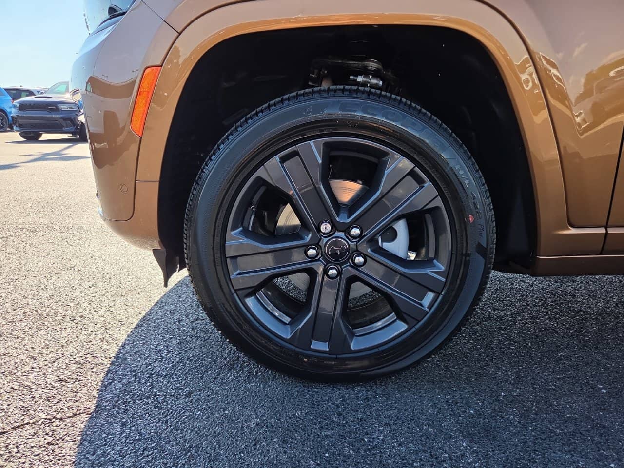 2027 Jeep Grand Cherokee - Image 33