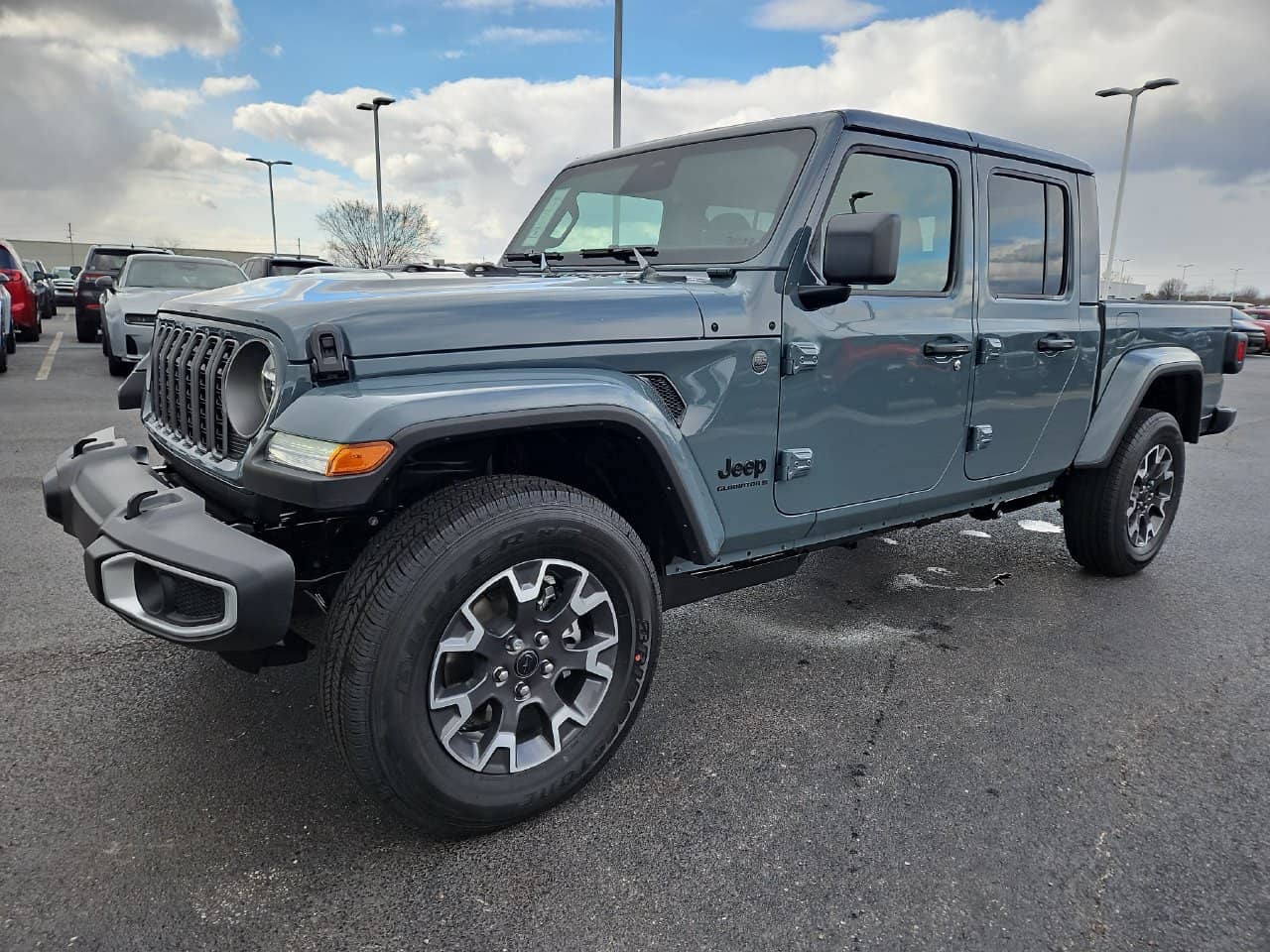 2026 Jeep Gladiator - Image 3