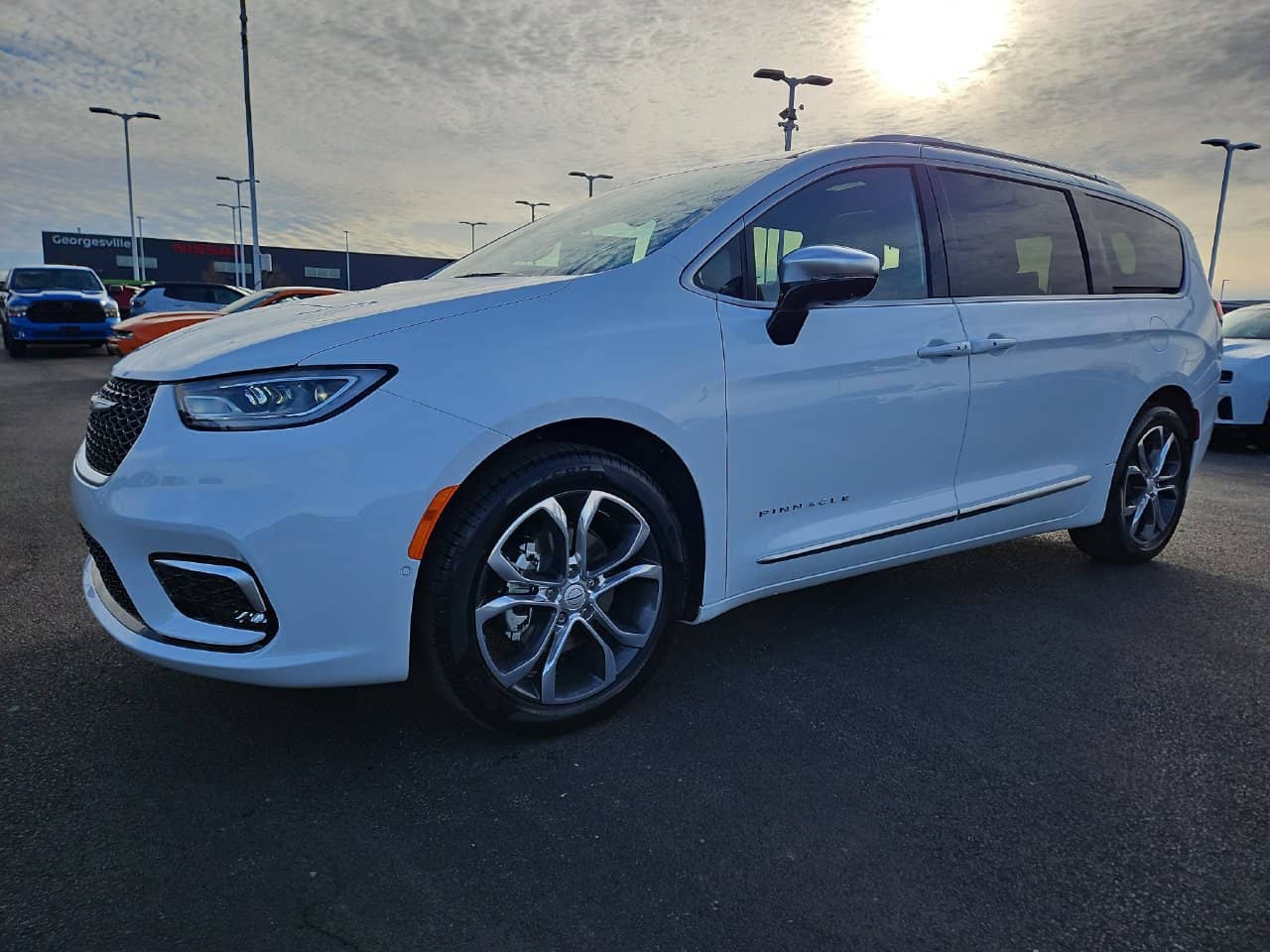 2026 Chrysler Pacifica - Image 3