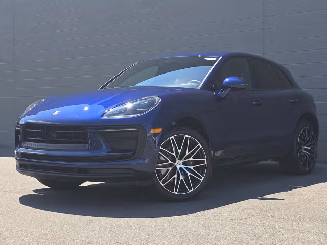 2026 Porsche Macan - Image 2