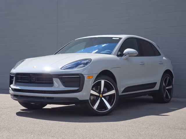 2026 Porsche Macan - Image 2
