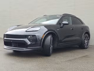 2026 Porsche Macan - Image 1