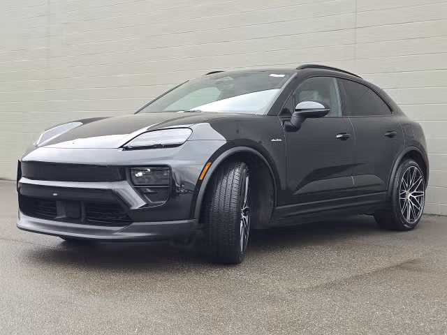 2026 Porsche Macan - Image 2