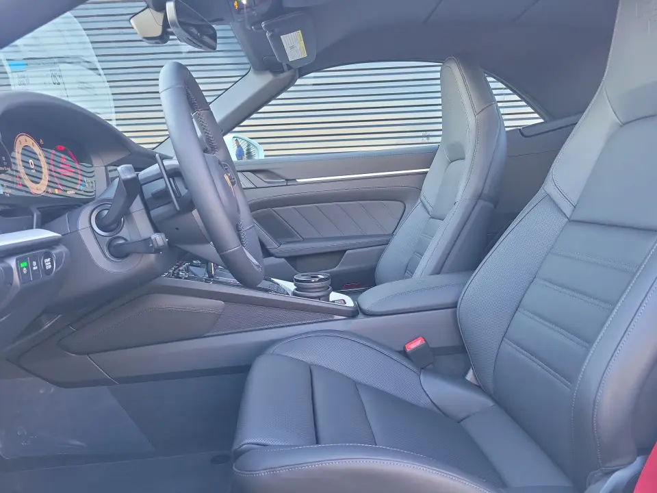 2026 Porsche 911 - Image 39