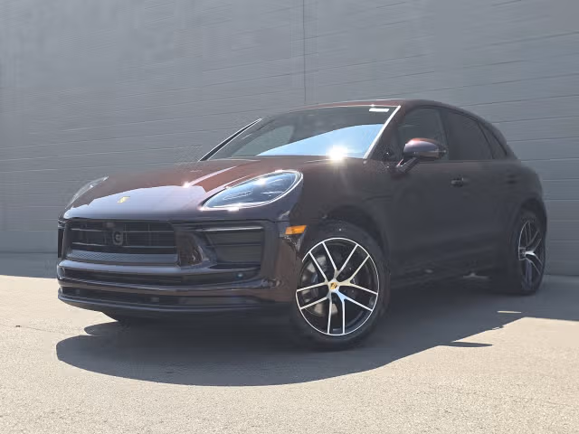 2026 Porsche Macan - Image 2
