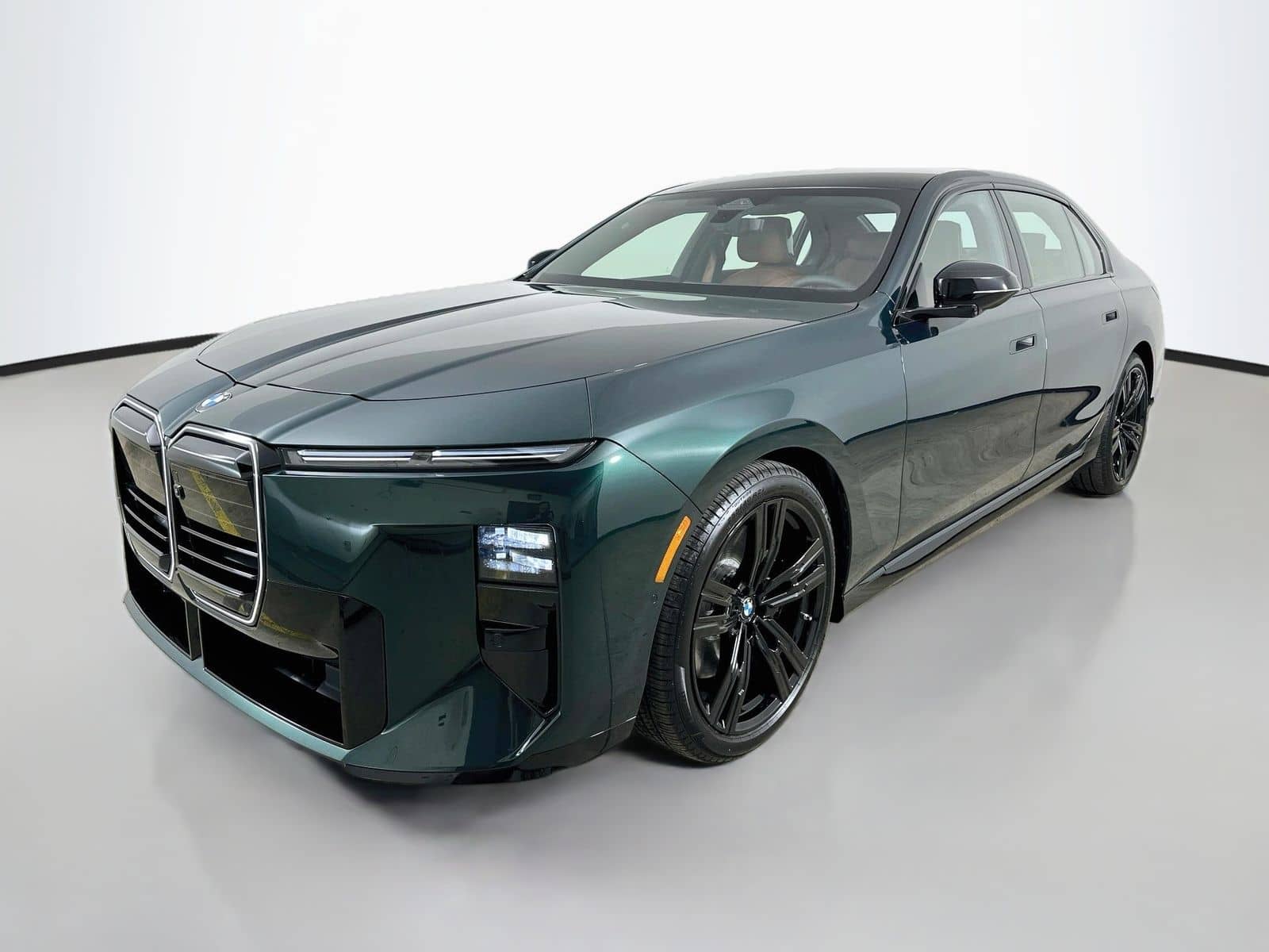 2027 BMW 7 Series - Image 1