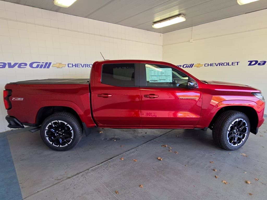 2026 Chevrolet Colorado - Image 3