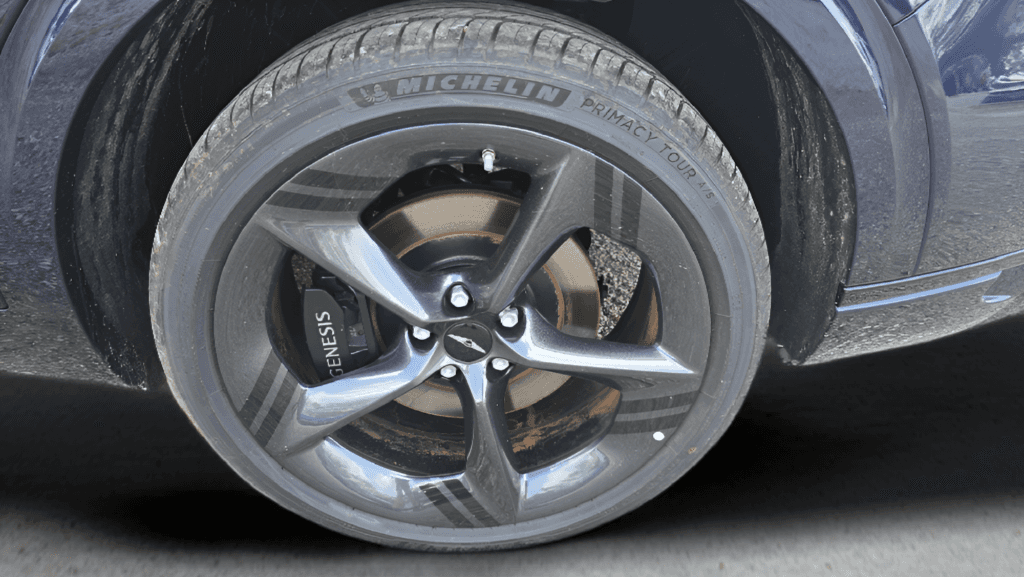 2026 GENESIS GV70 - Image 28