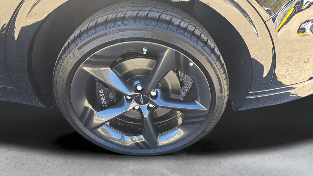 2026 GENESIS GV70 - Image 26