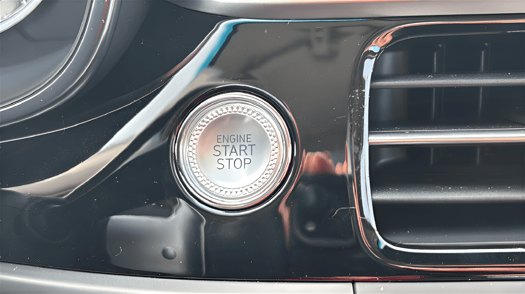 2026 GENESIS G70 - Image 38