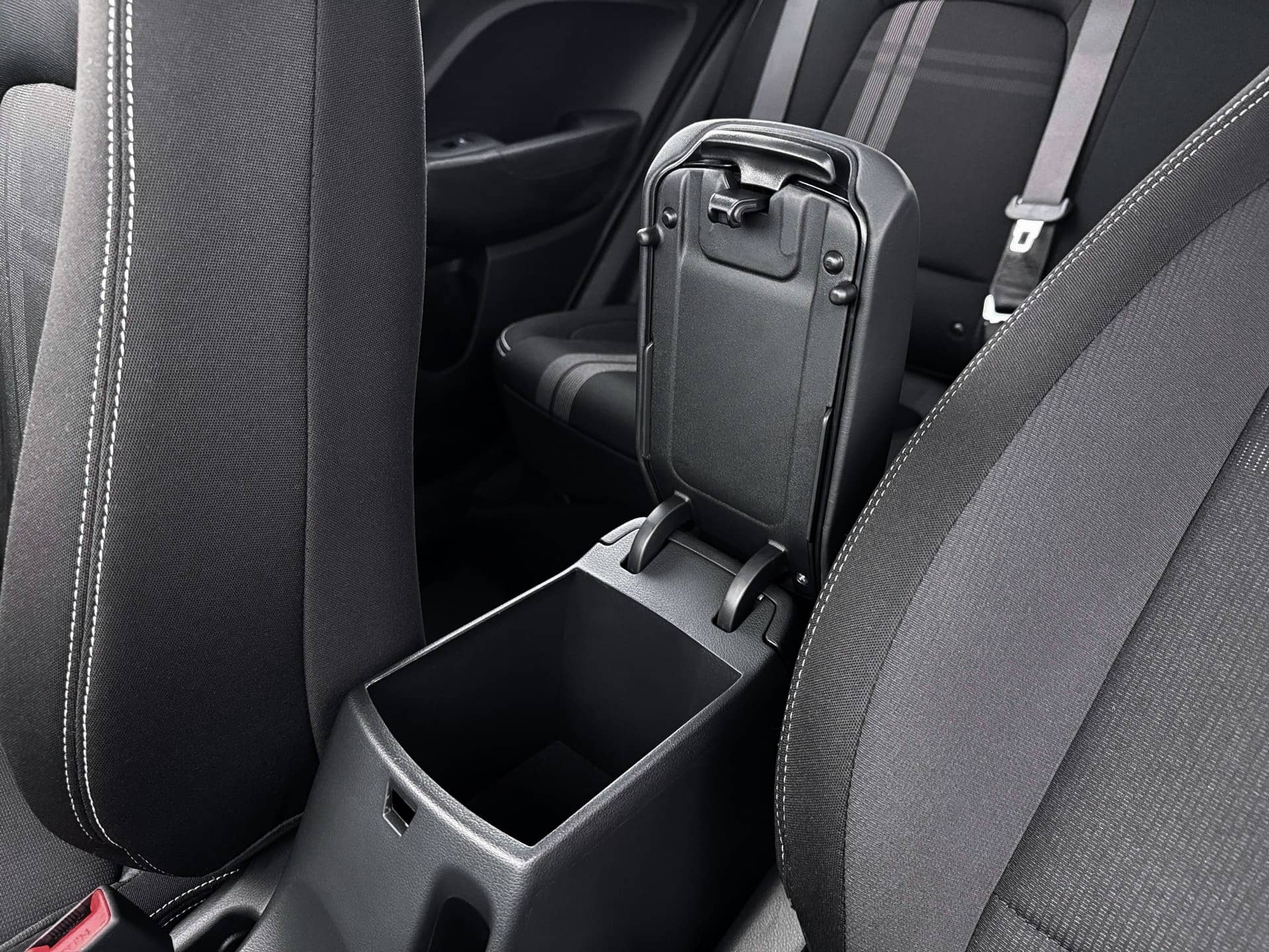 2026 Hyundai Venue - Image 18