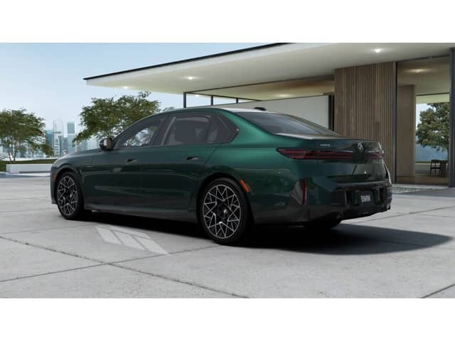 2027 BMW 7 Series - Image 2