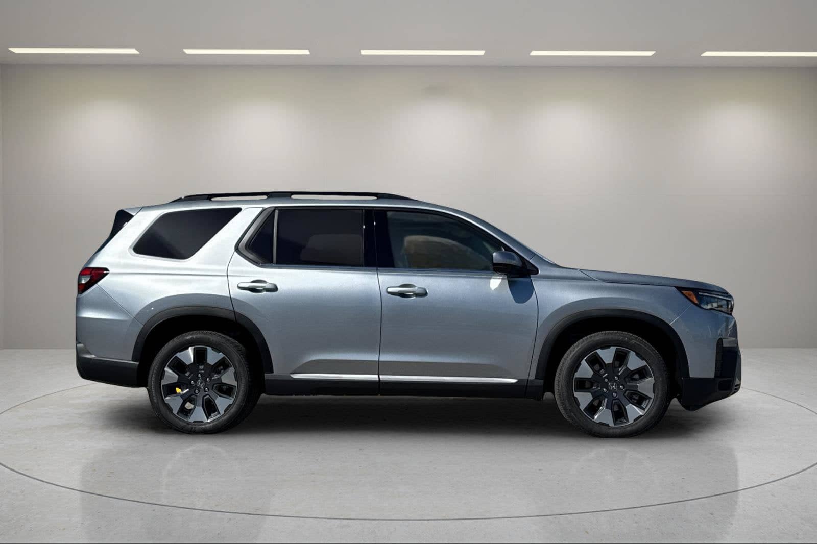 2026 Honda Pilot - Image 2