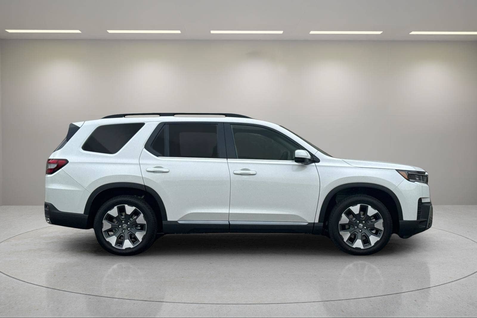 2026 Honda Pilot - Image 2