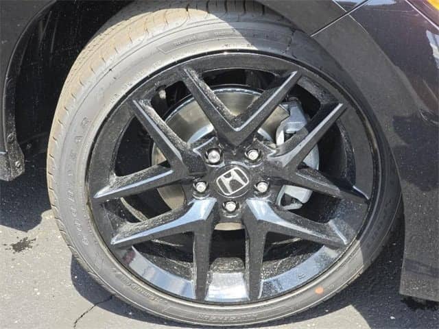 2026 Honda Civic - Image 2