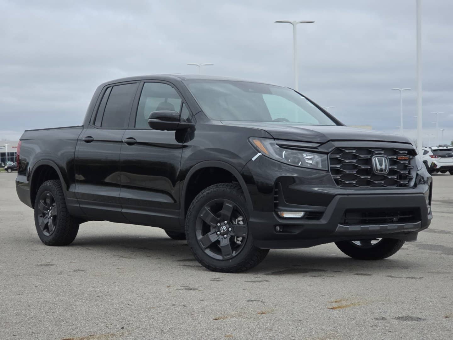 2026 Honda Ridgeline - Image 2