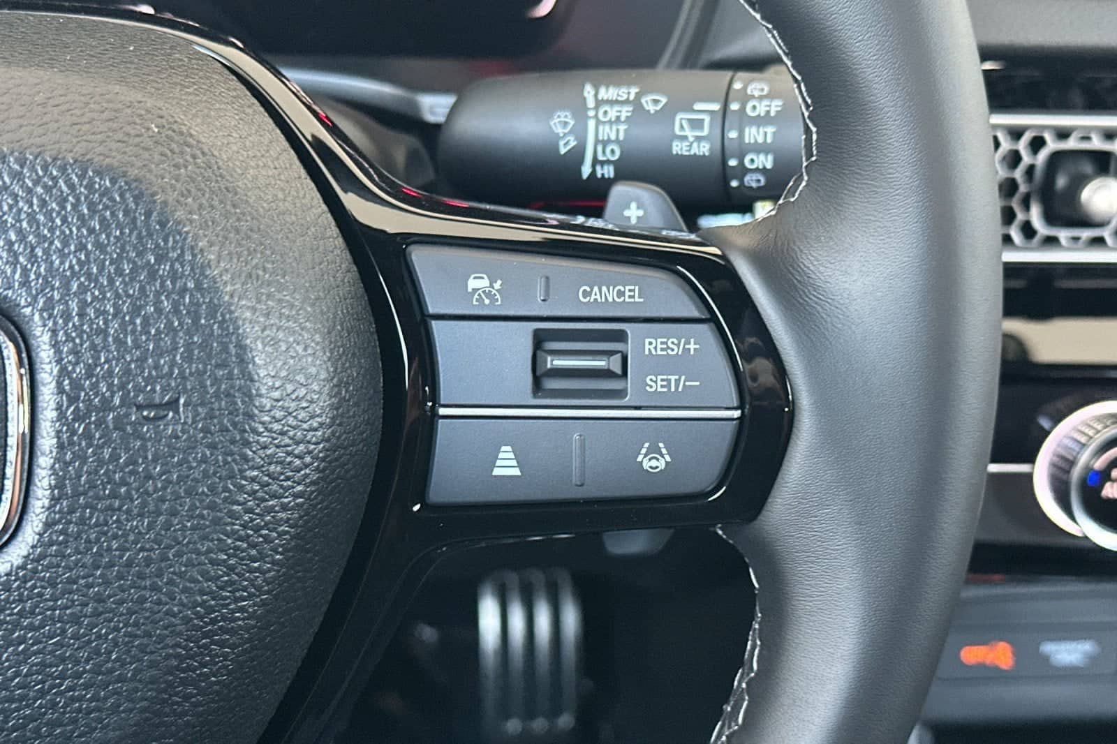 2026 Honda Civic Hatchback - Image 24