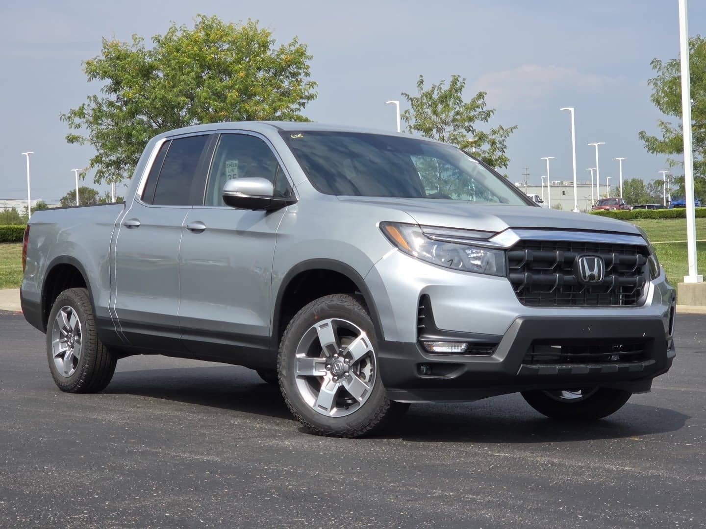 2026 Honda Ridgeline - Image 2