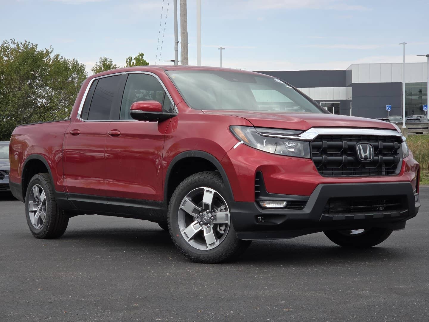 2026 Honda Ridgeline - Image 2