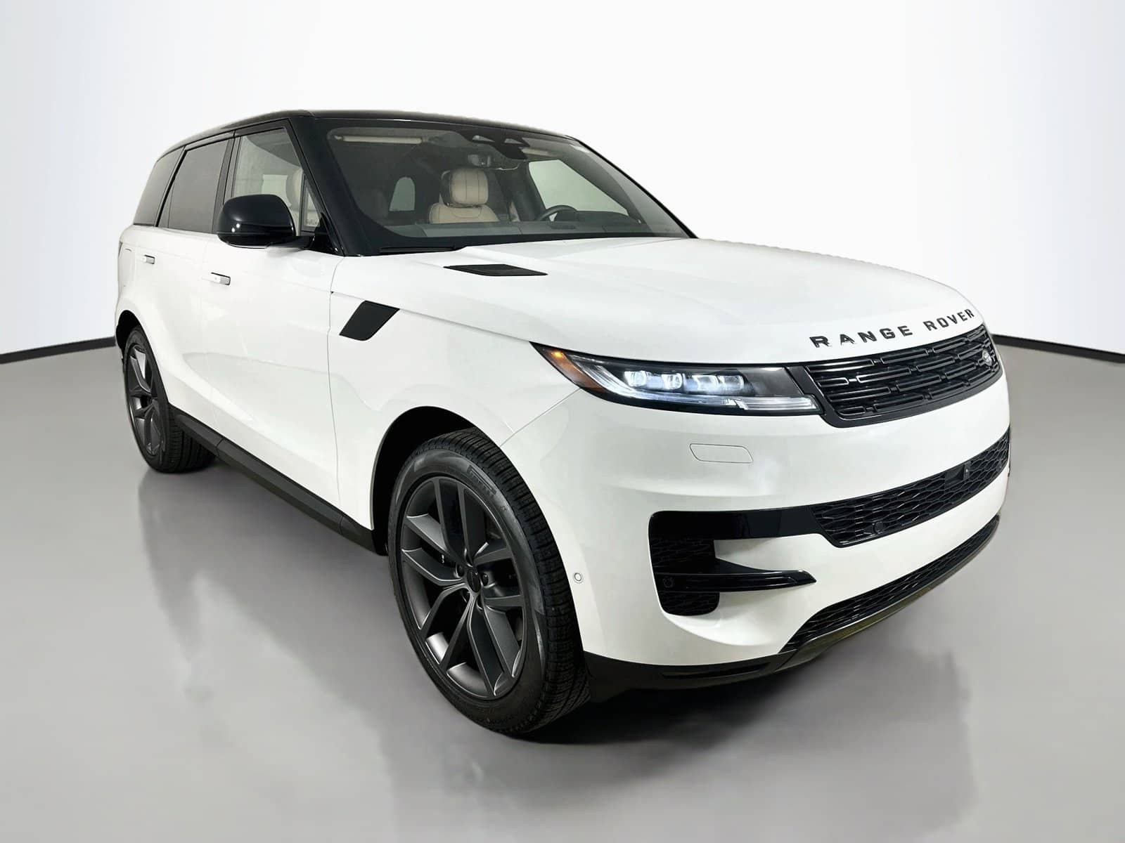 2027 Land Rover Range Rover Sport - Image 3