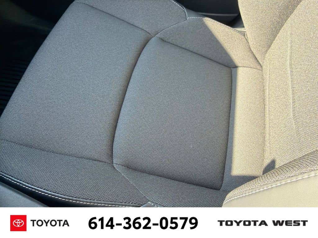 2026 Toyota C-HR - Image 23