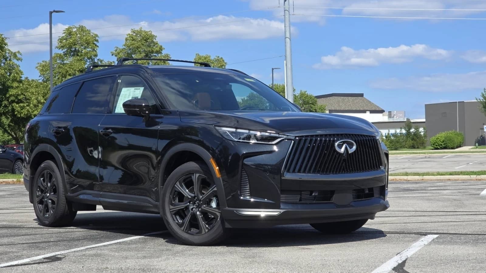 2027 INFINITI QX60 - Image 2