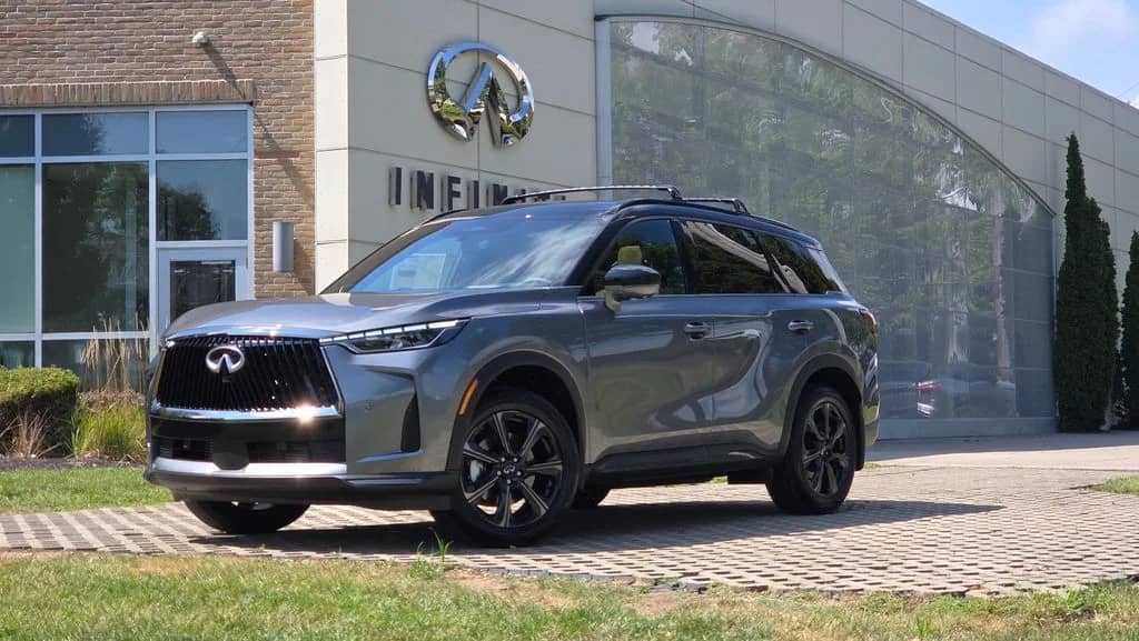 2027 INFINITI QX60 - Image 3