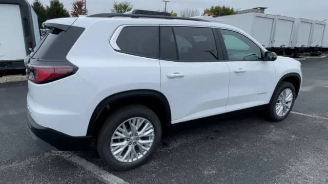 2027 GMC Acadia - Image 2