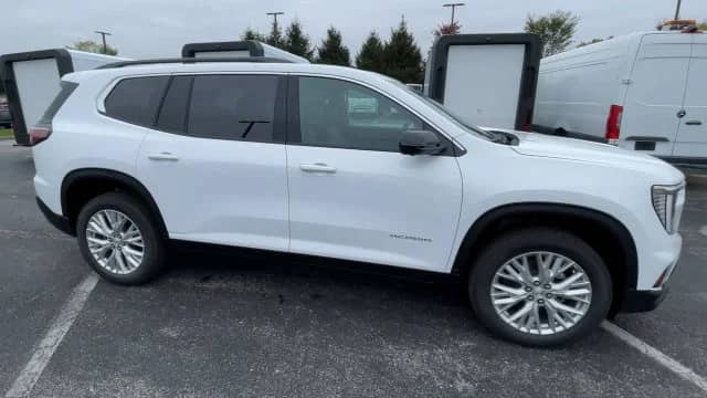2027 GMC Acadia - Image 3