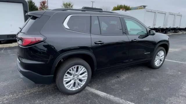 2027 GMC Acadia - Image 2