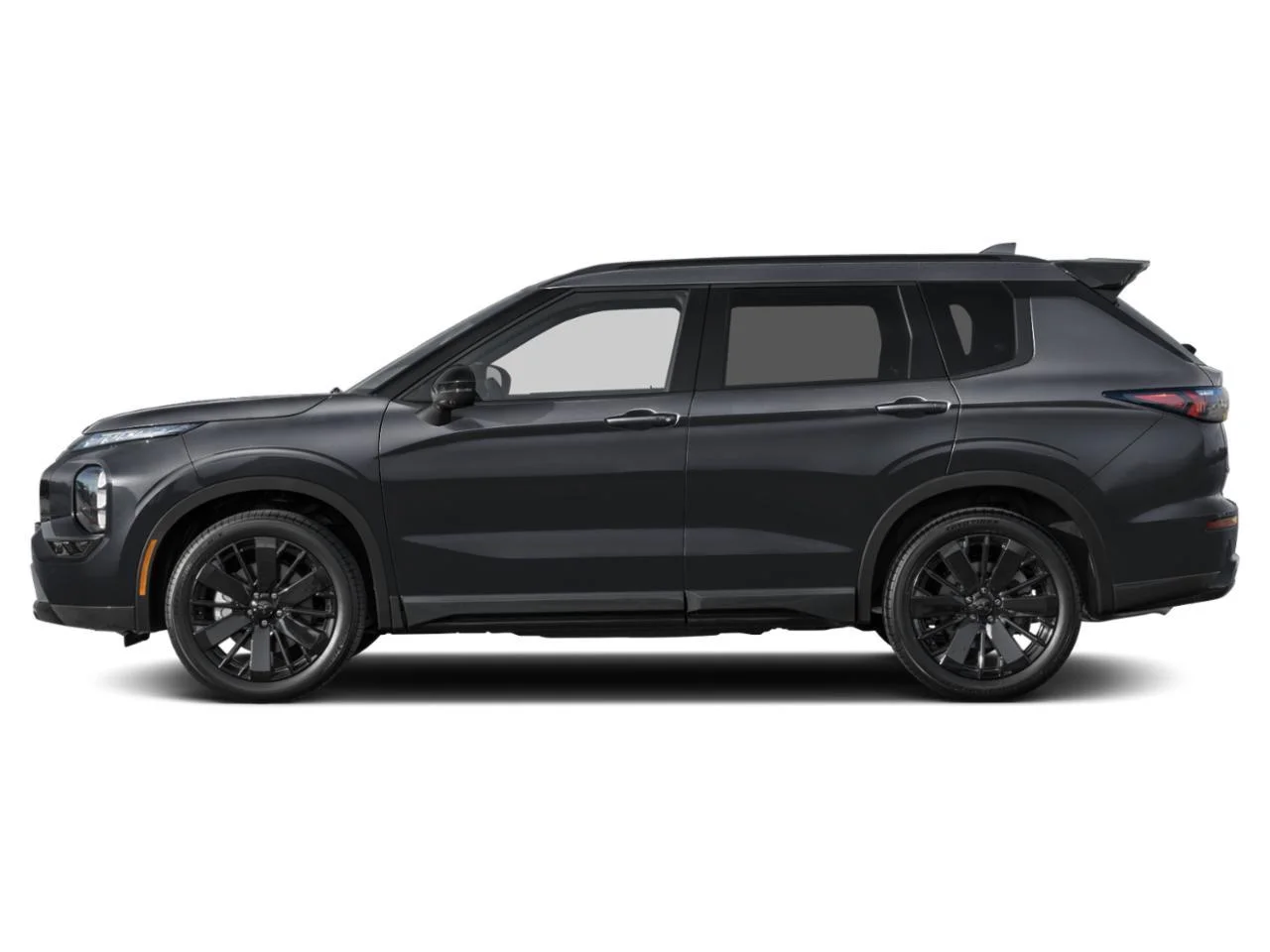 2026 Mitsubishi Outlander - Image 2