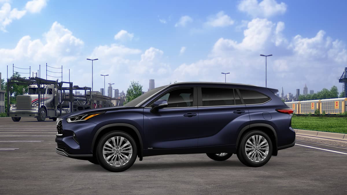 2026 Toyota Highlander - Image 3
