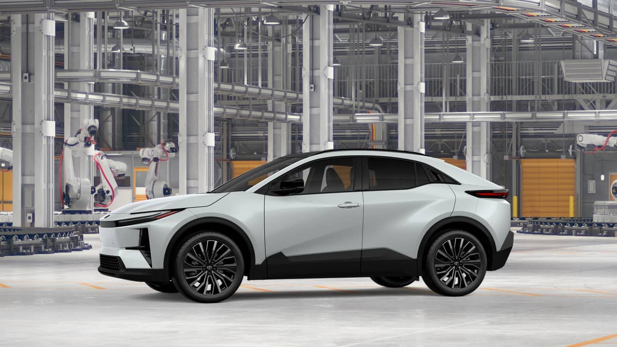 2027 Toyota C-HR - Image 3