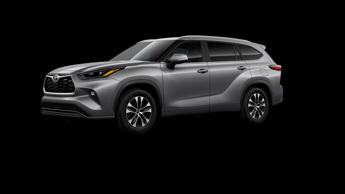 2026 Toyota Highlander - Image 2