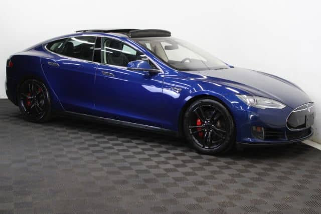2015 Tesla Model S - Image 1