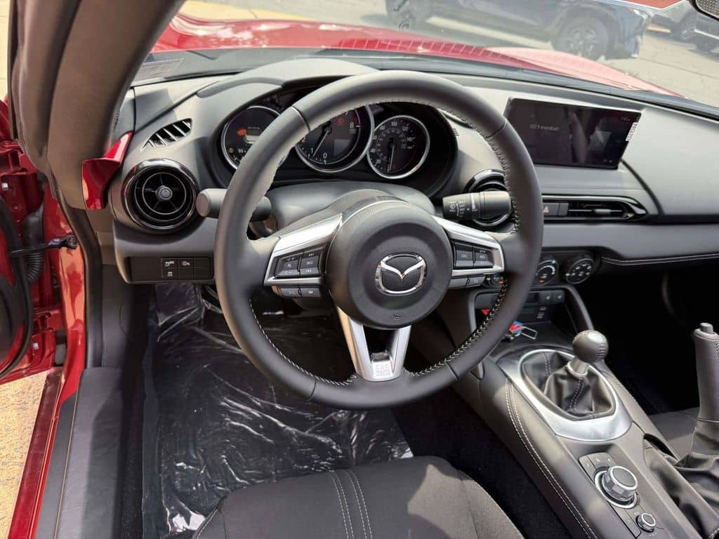 2026 Mazda MX-5 Miata - Image 3