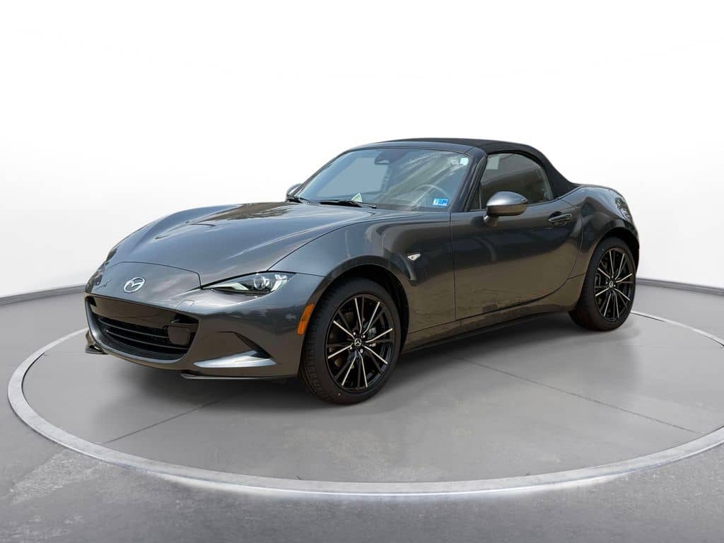 2026 Mazda MX-5 Miata - Image 2