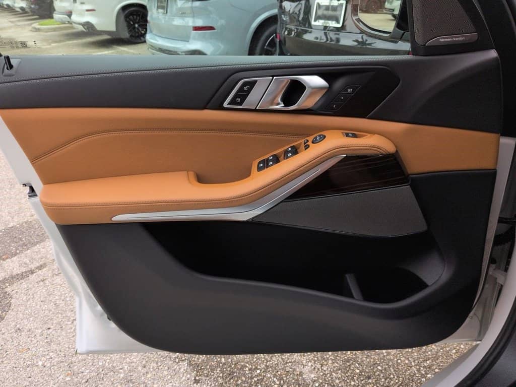 2026 BMW X5 - Image 31