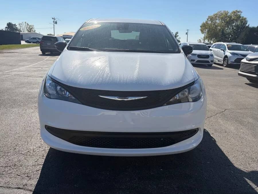 2027 Chrysler Voyager - Image 1