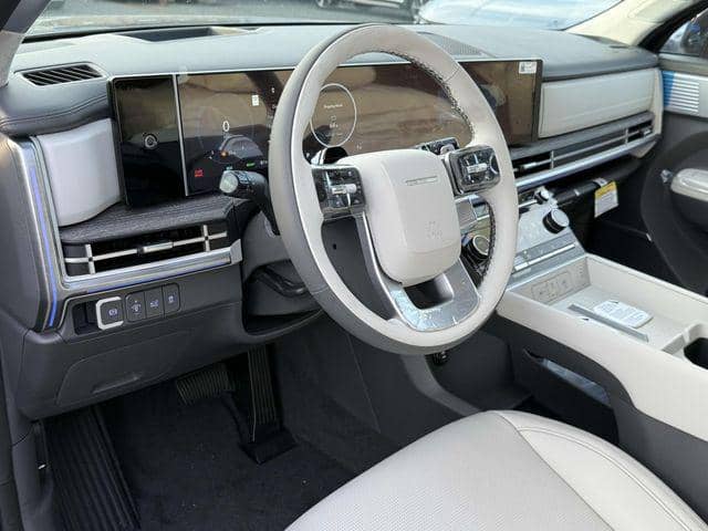 2026 Hyundai Santa Fe - Image 2