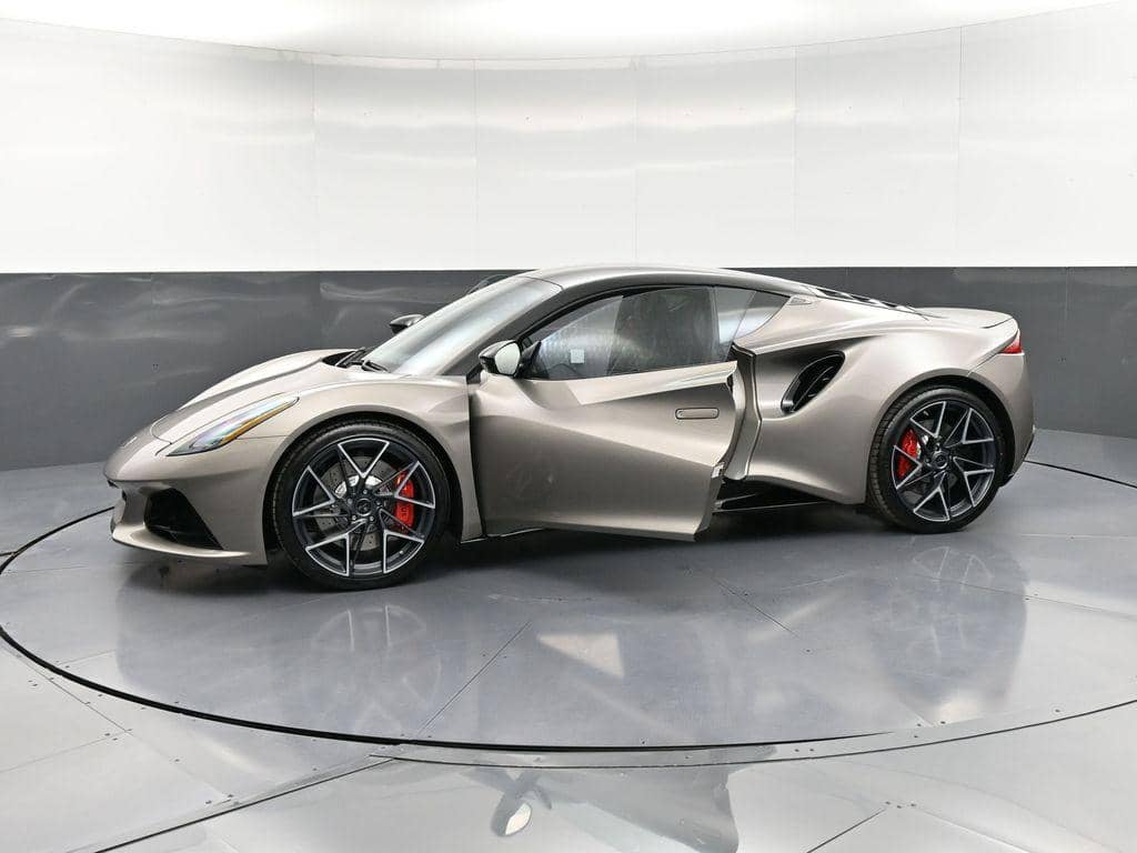 2026 Lotus Emira - Image 36