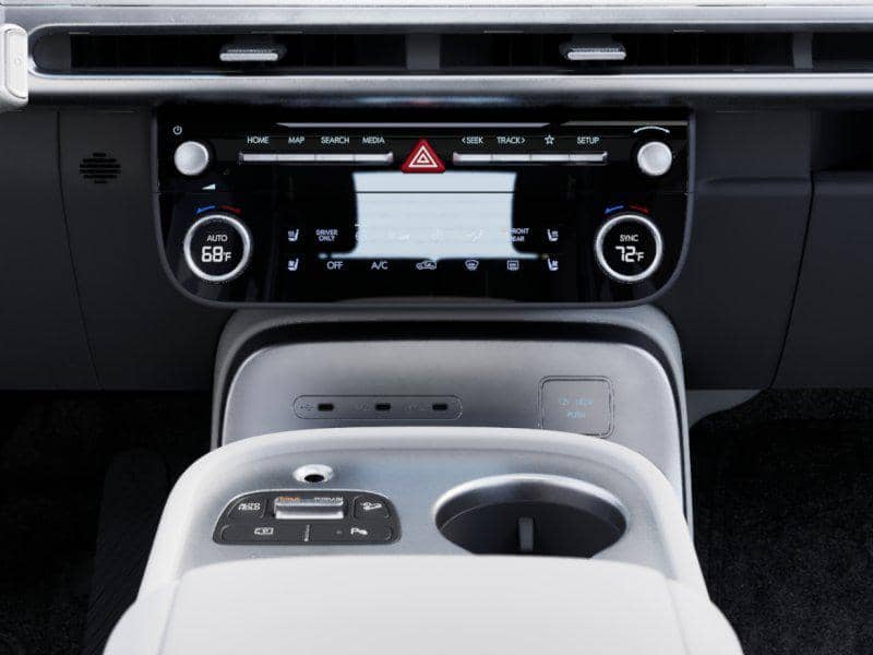 2026 Hyundai IONIQ 9 - Image 16