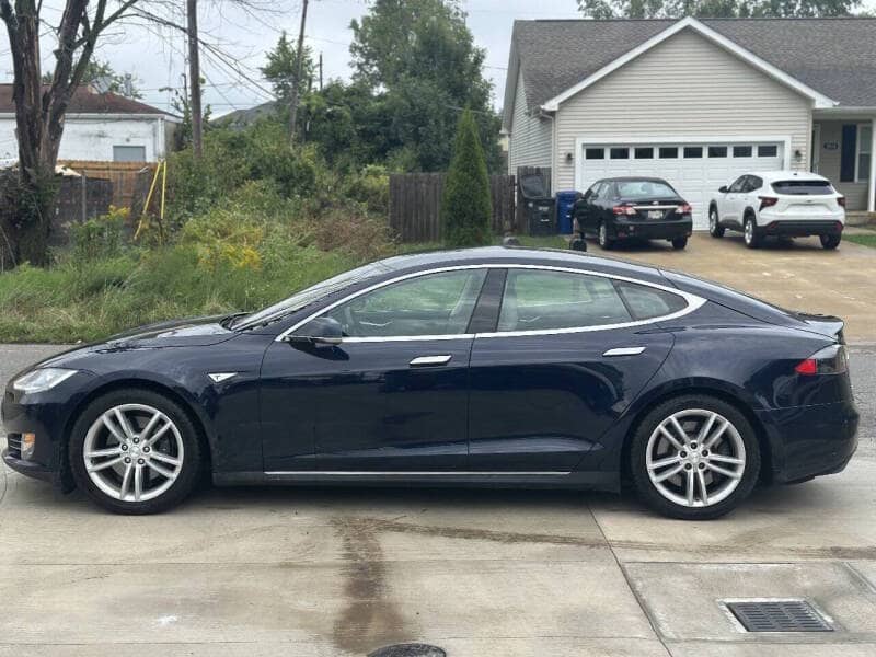 2013 Tesla Model S - Image 2