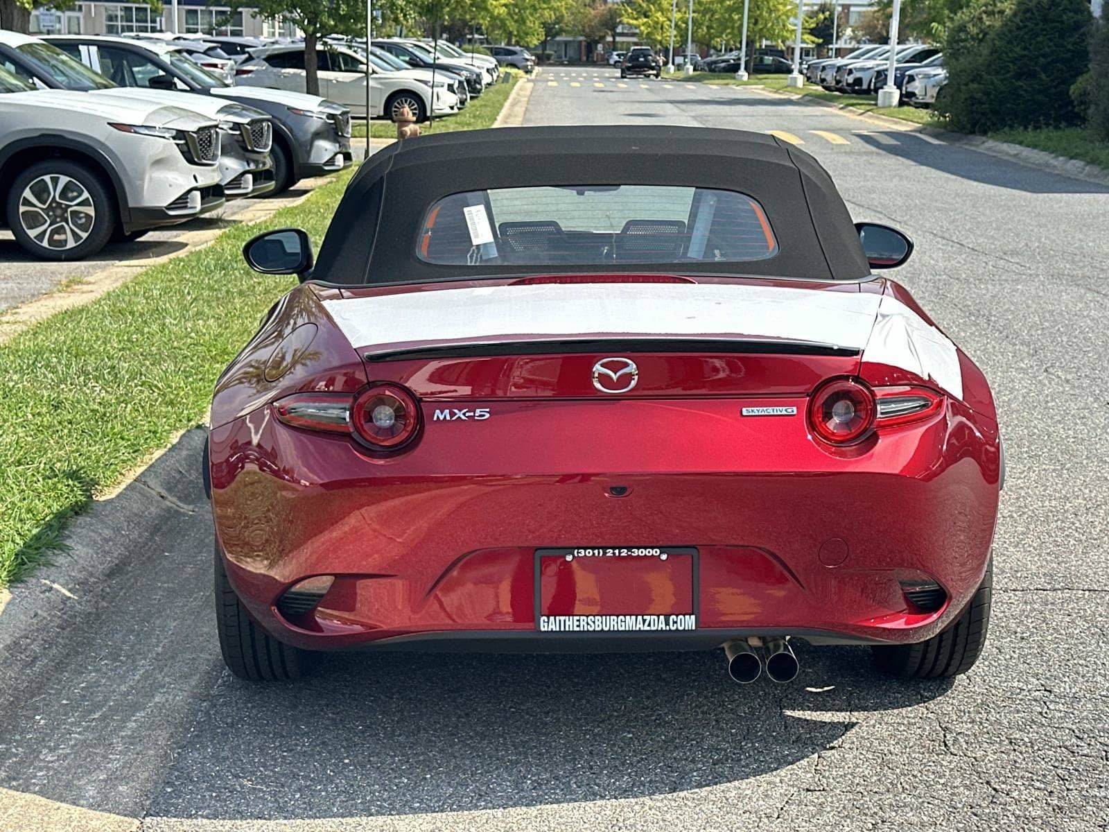 2026 Mazda MX-5 Miata - Image 3