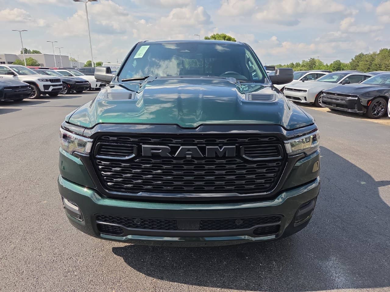 2026 RAM Ram 1500 - Image 2