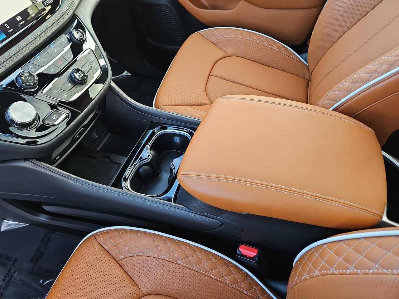 2026 Chrysler Pacifica - Image 35