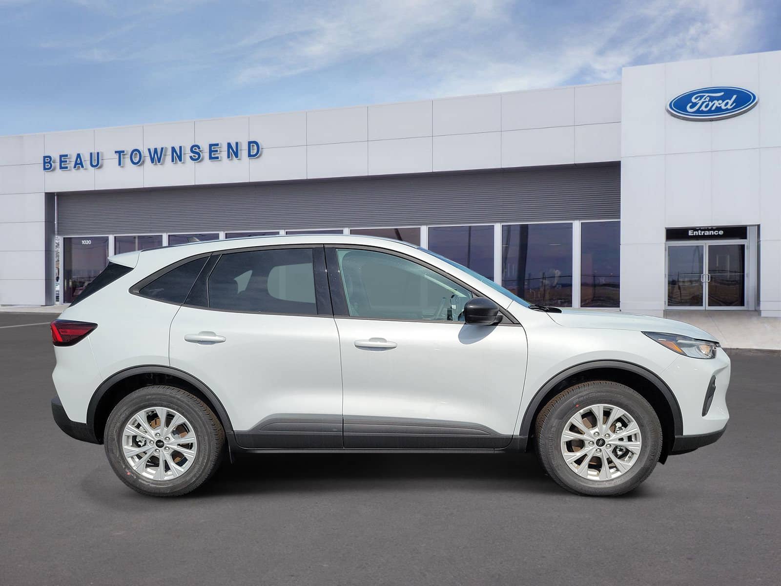 2026 Ford Escape - Image 3