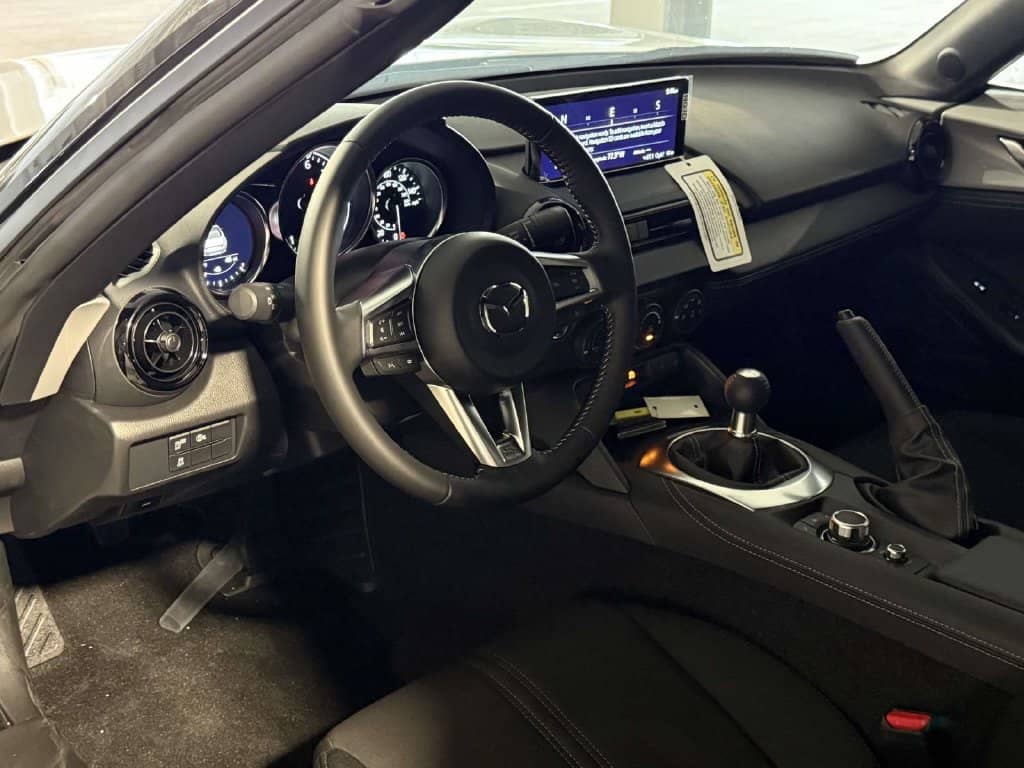 2026 Mazda MX-5 Miata - Image 2